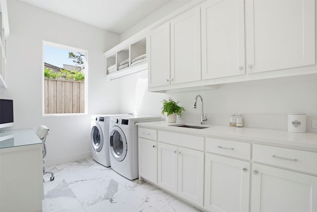 9562 Lakemont Drive, Dallas, TX 75220