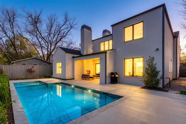 9562 Lakemont Drive, Dallas, TX 75220