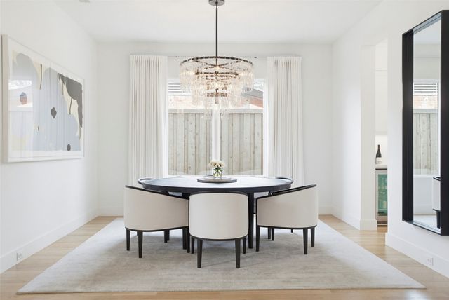 9562 Lakemont Drive, Dallas, TX 75220