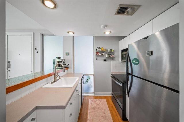 287 14th Street NW 13, Atlanta, GA 30318