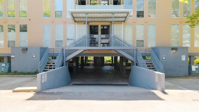 287 14th Street NW 13, Atlanta, GA 30318