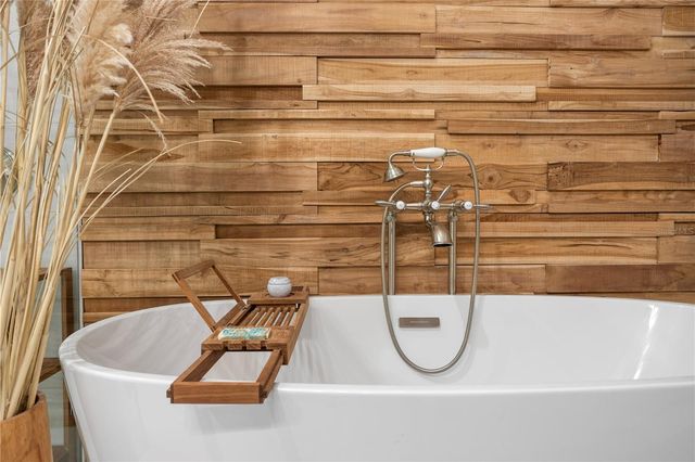 91 DAVIS BOULEVARD 303, Tampa, FL 33606