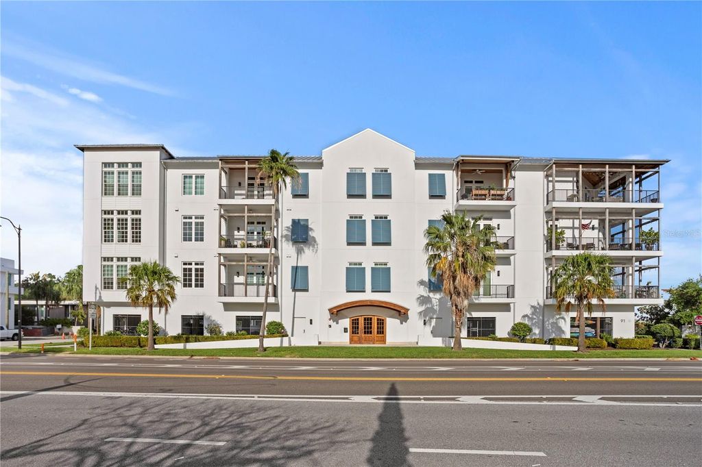 Image 1 of property listing at 91 DAVIS BOULEVARD 303, Tampa, FL 33606