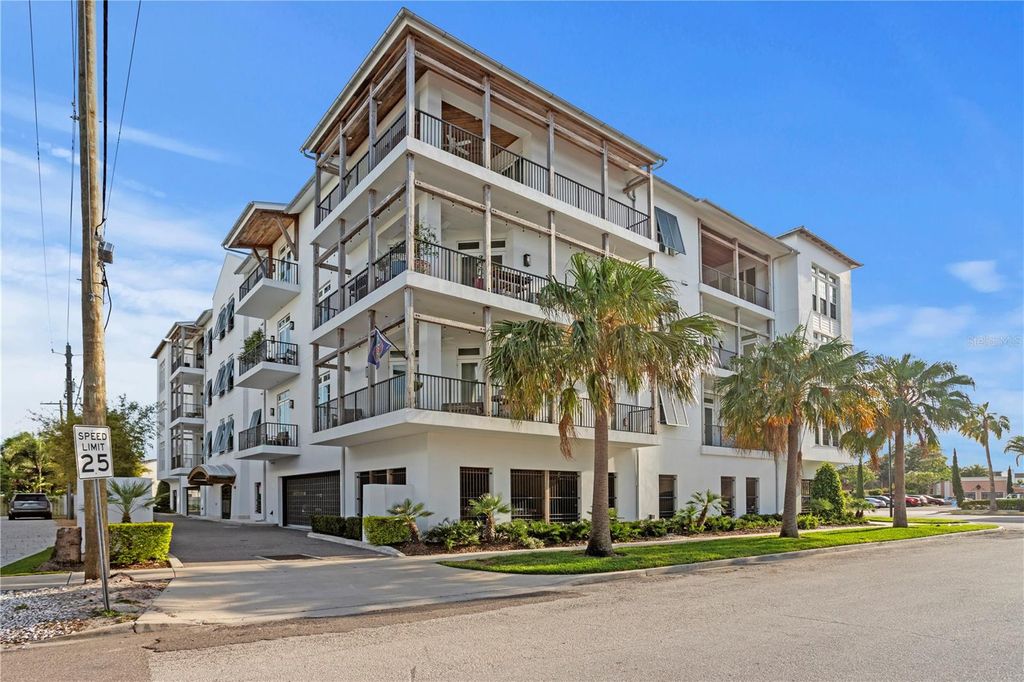 Image 2 of property listing at 91 DAVIS BOULEVARD 303, Tampa, FL 33606