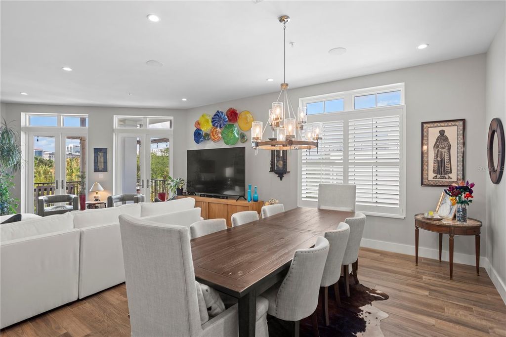 Image 19 of property listing at 91 DAVIS BOULEVARD 303, Tampa, FL 33606