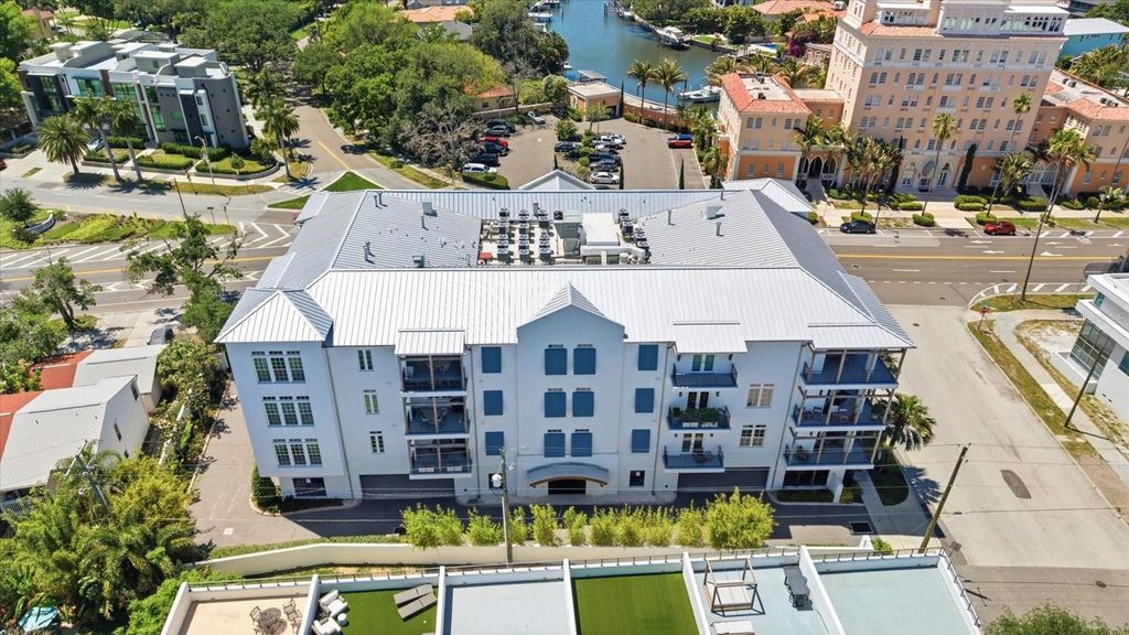 Image 62 of property listing at 91 DAVIS BOULEVARD 303, Tampa, FL 33606