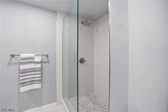 372 Altamont AVE, Fort Myers, FL 33905
