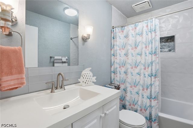 372 Altamont AVE, Fort Myers, FL 33905