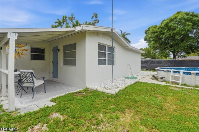 372 Altamont AVE, Fort Myers, FL 33905