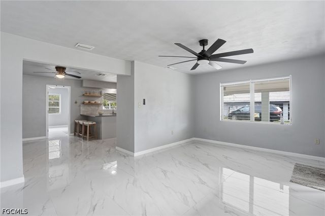 372 Altamont AVE, Fort Myers, FL 33905
