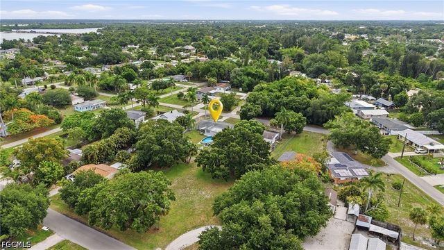 372 Altamont AVE, Fort Myers, FL 33905