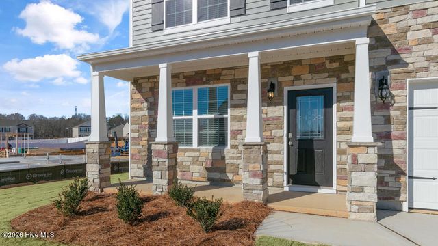 1513 Stone Wood Drive, Winterville, NC 28590