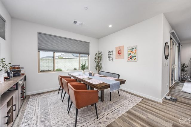 8818 Kenwick Street, Bakersfield, CA 93314