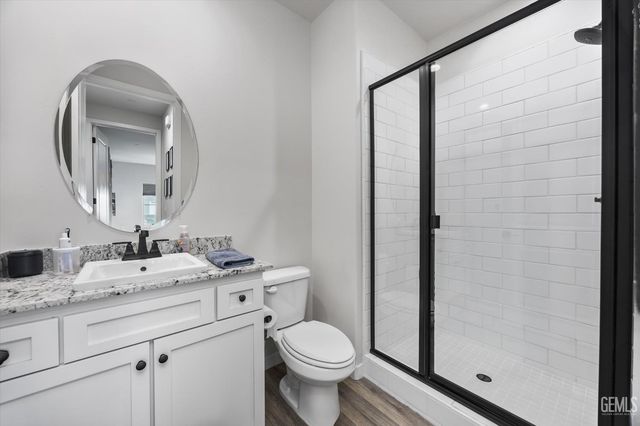 8818 Kenwick Street, Bakersfield, CA 93314