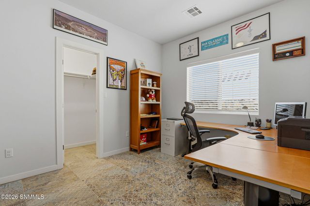 6114 Golden Echo Place, Las Cruces, NM 88012