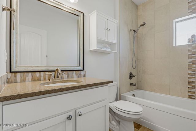 6114 Golden Echo Place, Las Cruces, NM 88012