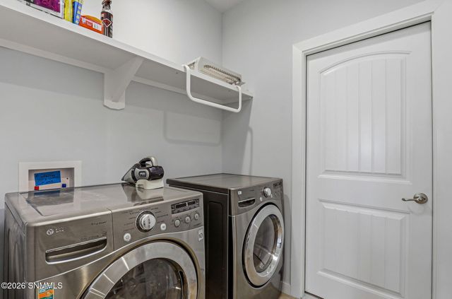 6114 Golden Echo Place, Las Cruces, NM 88012