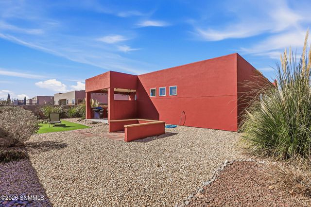 6114 Golden Echo Place, Las Cruces, NM 88012