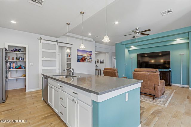 6114 Golden Echo Place, Las Cruces, NM 88012