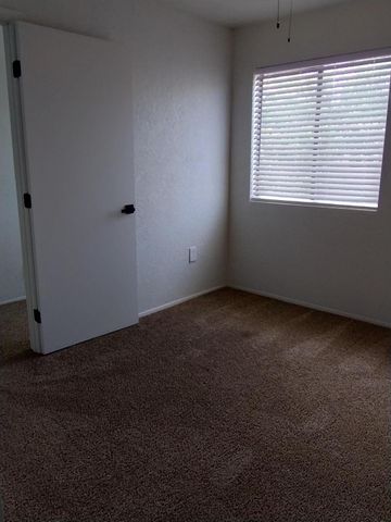13200 Mountain Road Apt C, Albuquerque, NM 87112