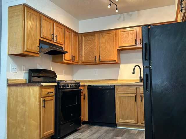 13200 Mountain Road Apt C, Albuquerque, NM 87112