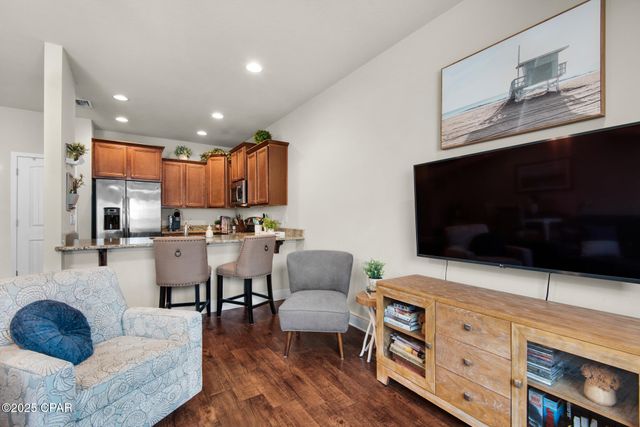 2065 Wilsons Plover Circle, Navarre, FL 32566