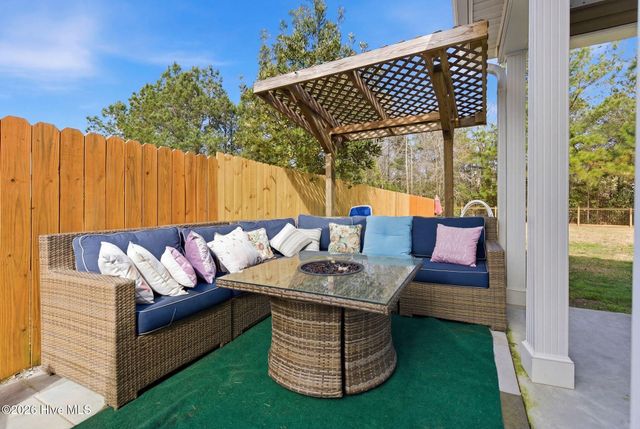 815 Tuscarora Trail, Jacksonville, NC 28546