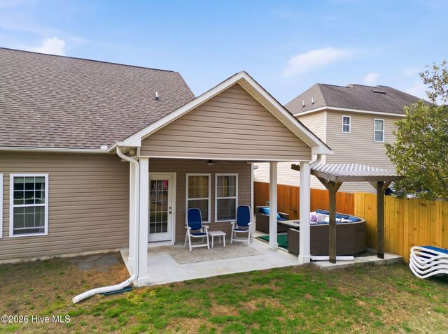 815 Tuscarora Trail, Jacksonville, NC 28546