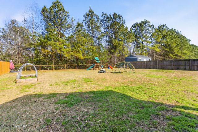 815 Tuscarora Trail, Jacksonville, NC 28546