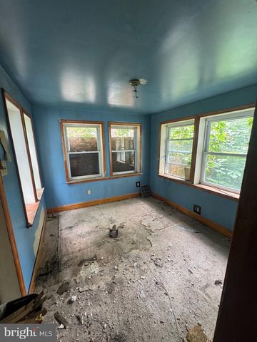1203 S PEACH ST, Philadelphia, PA 19143