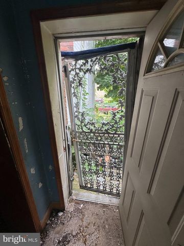1203 S PEACH ST, Philadelphia, PA 19143