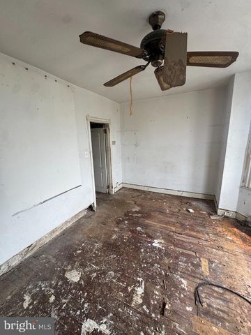1203 S PEACH ST, Philadelphia, PA 19143
