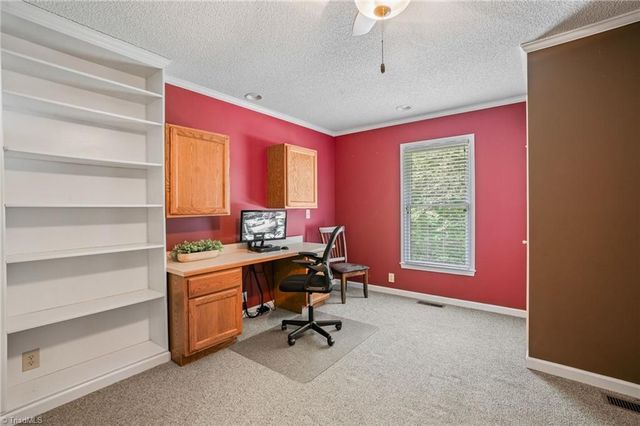 913 Colonial Heights, North Wilkesboro, NC 28659