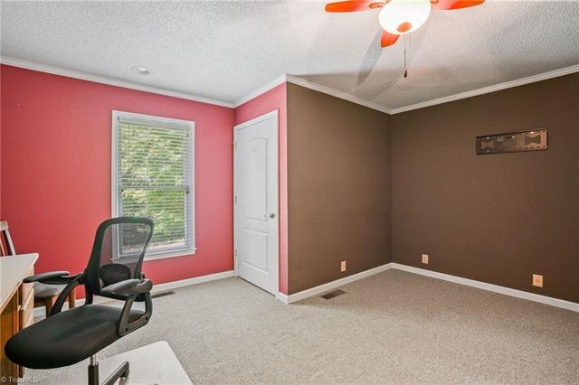 913 Colonial Heights, North Wilkesboro, NC 28659