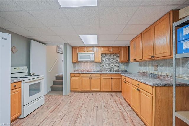 913 Colonial Heights, North Wilkesboro, NC 28659