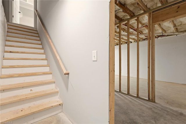 4381 Continental Drive, Pfafftown, NC 27040