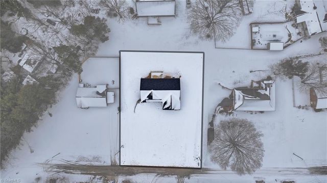 4381 Continental Drive, Pfafftown, NC 27040