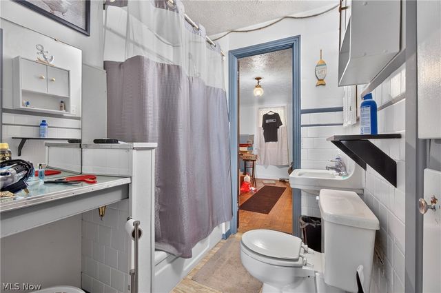 1208 Brooklyn Avenue, Canton, OH 44710