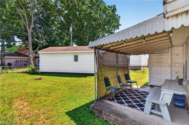 1208 Brooklyn Avenue, Canton, OH 44710