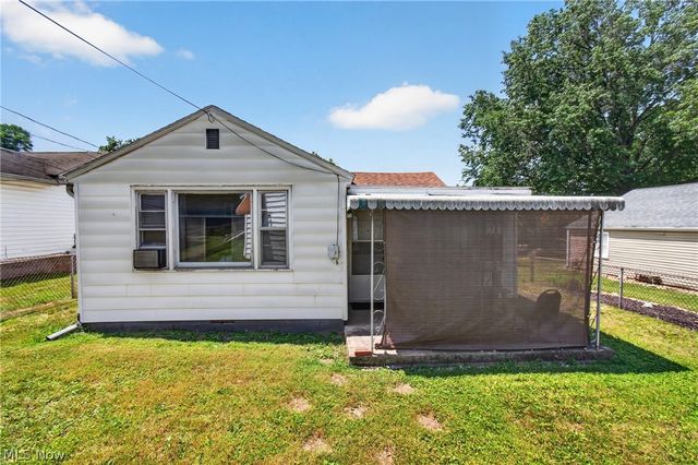 1208 Brooklyn Avenue, Canton, OH 44710