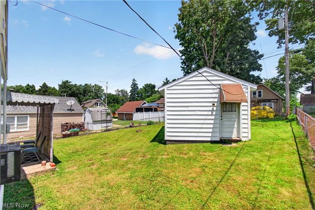 1208 Brooklyn Avenue, Canton, OH 44710
