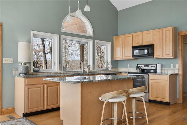 1429 Longview Estates DR, Goodview, VA 24095