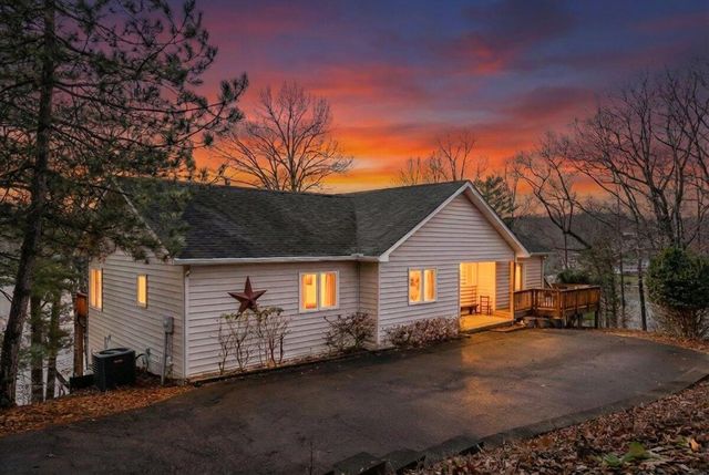 1429 Longview Estates DR, Goodview, VA 24095