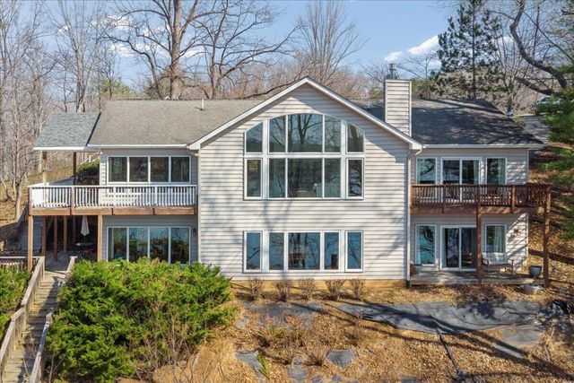 1429 Longview Estates DR, Goodview, VA 24095