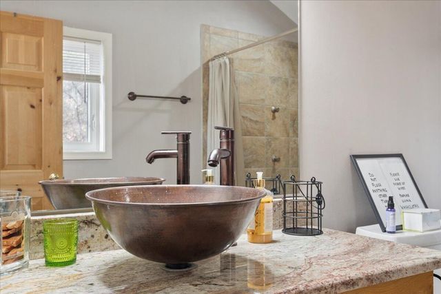 1429 Longview Estates DR, Goodview, VA 24095