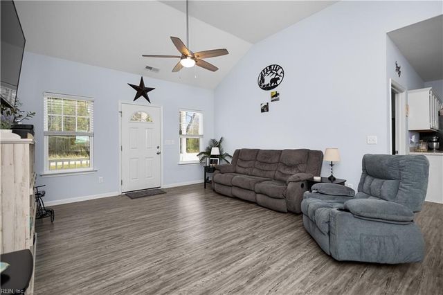 1242 Shawboro RD, Shawboro, NC 27973