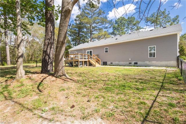 1242 Shawboro RD, Shawboro, NC 27973