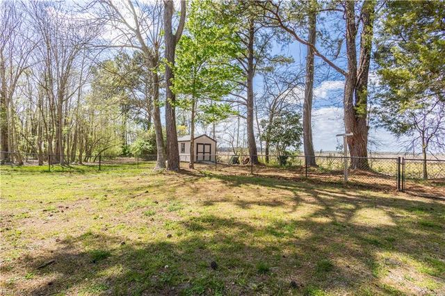 1242 Shawboro RD, Shawboro, NC 27973