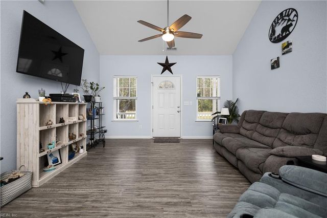 1242 Shawboro RD, Shawboro, NC 27973