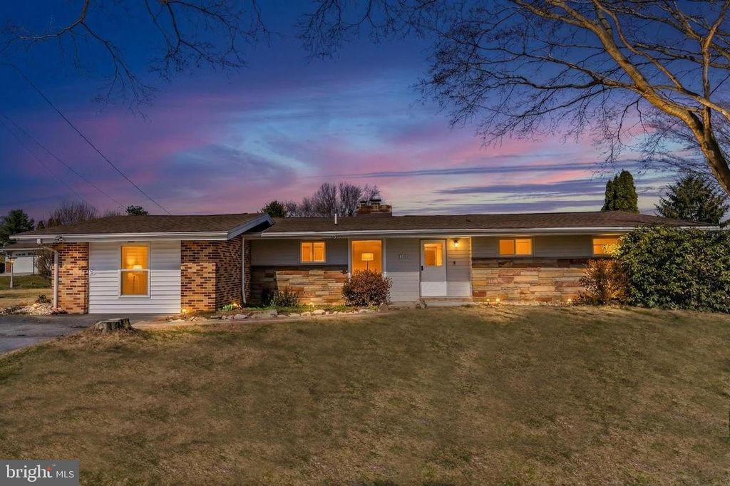 543 MAGARO RD, Enola, PA 17025